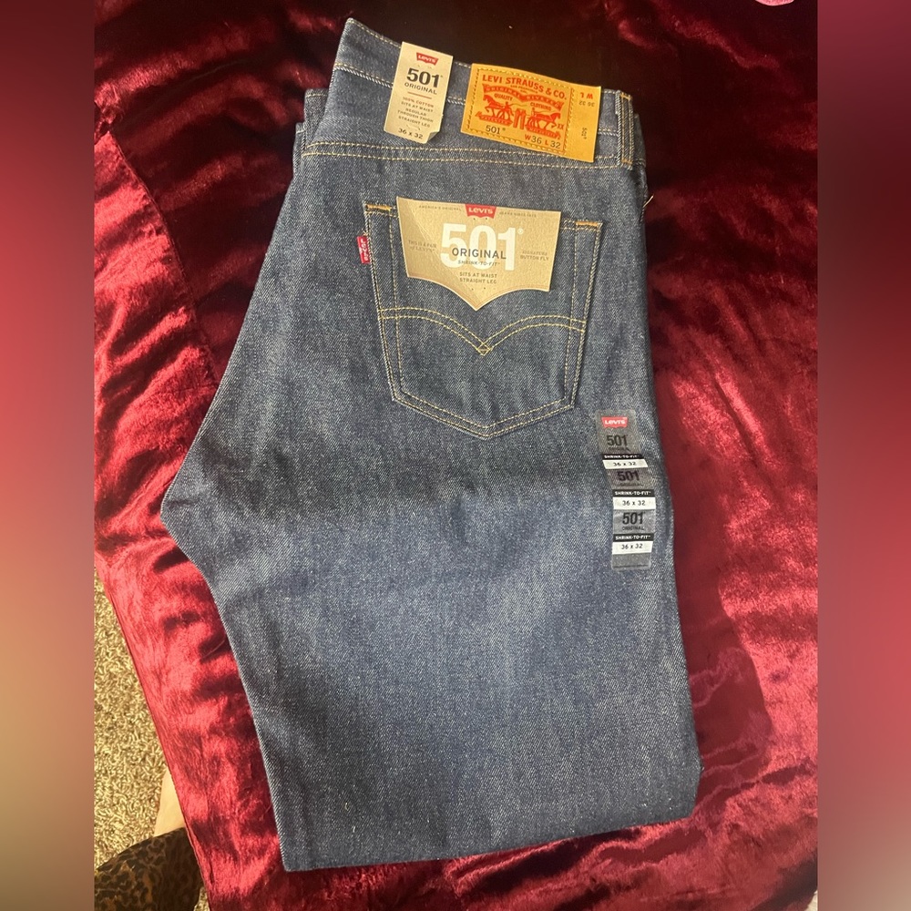 Levis 501 jeans 36X32